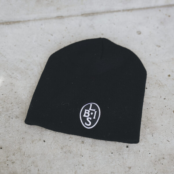 Mössa med klubbmärke